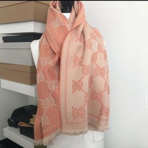 GUCCI GG Jacquard Wool Scarf